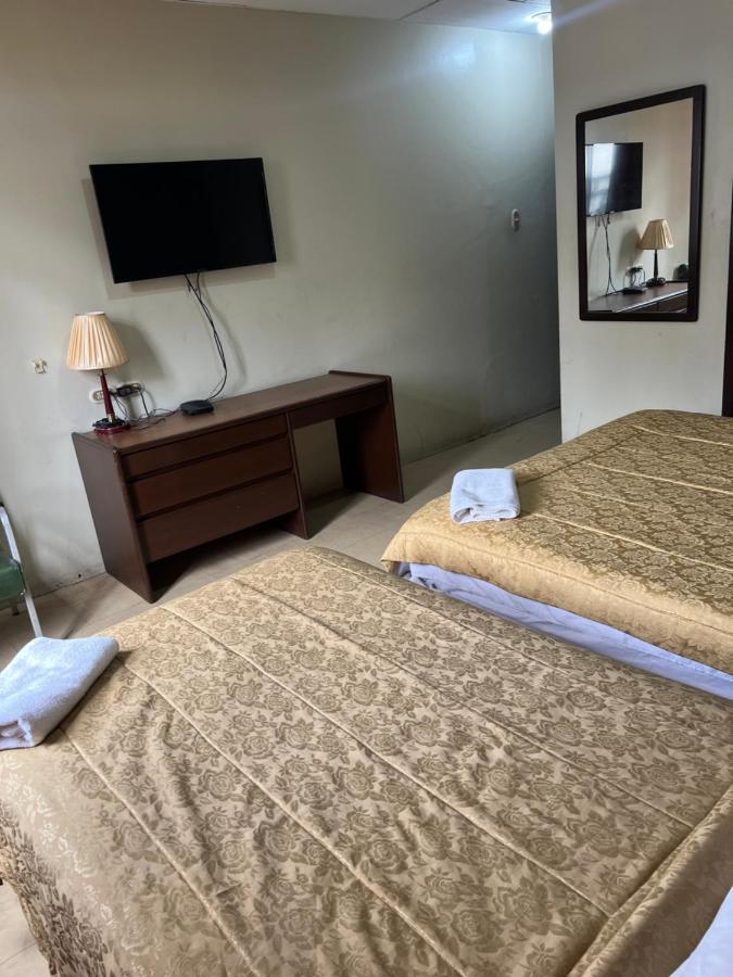 Hotel Rizzo Гуаякиль Экстерьер фото